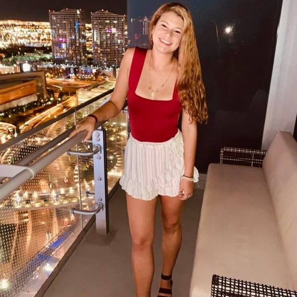 About Layne - Picture 5 of 7